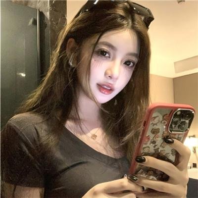 只是陌生人
